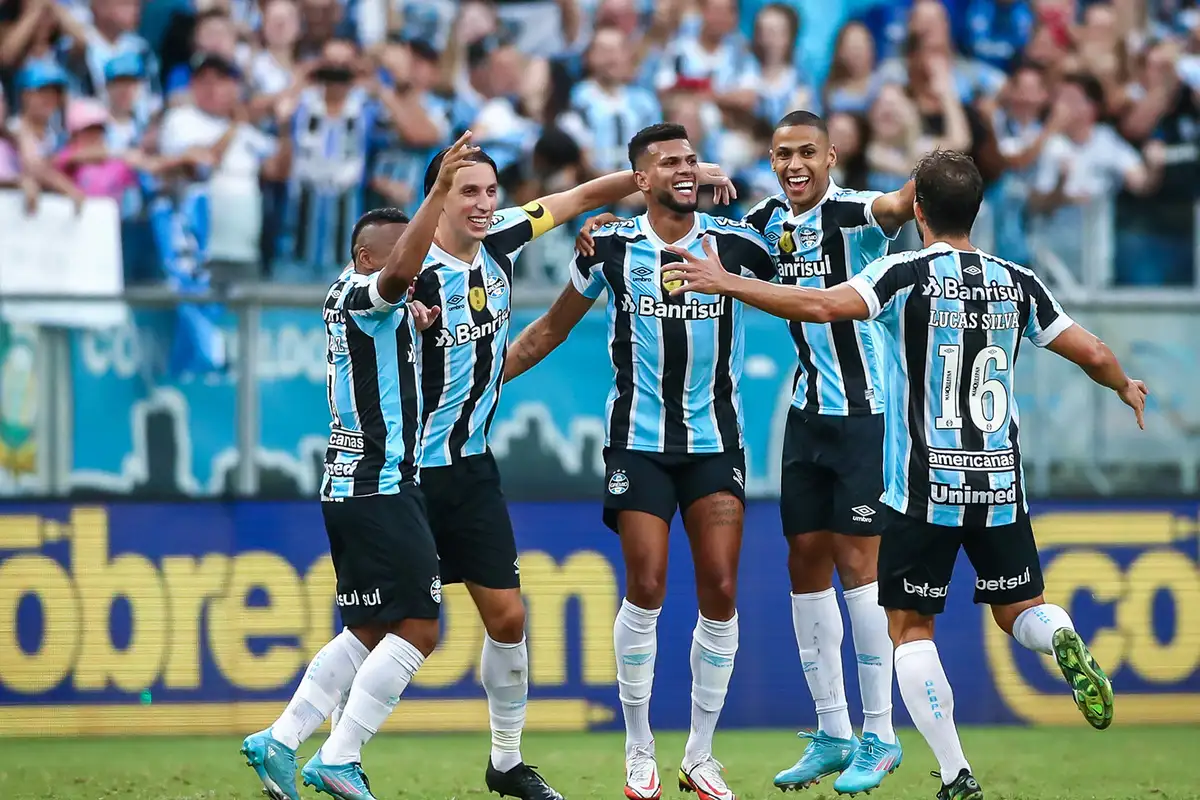 Grêmio tenta vencer o jogo diante do Vila Nova para se aproximar do G4 da Série B, confira!